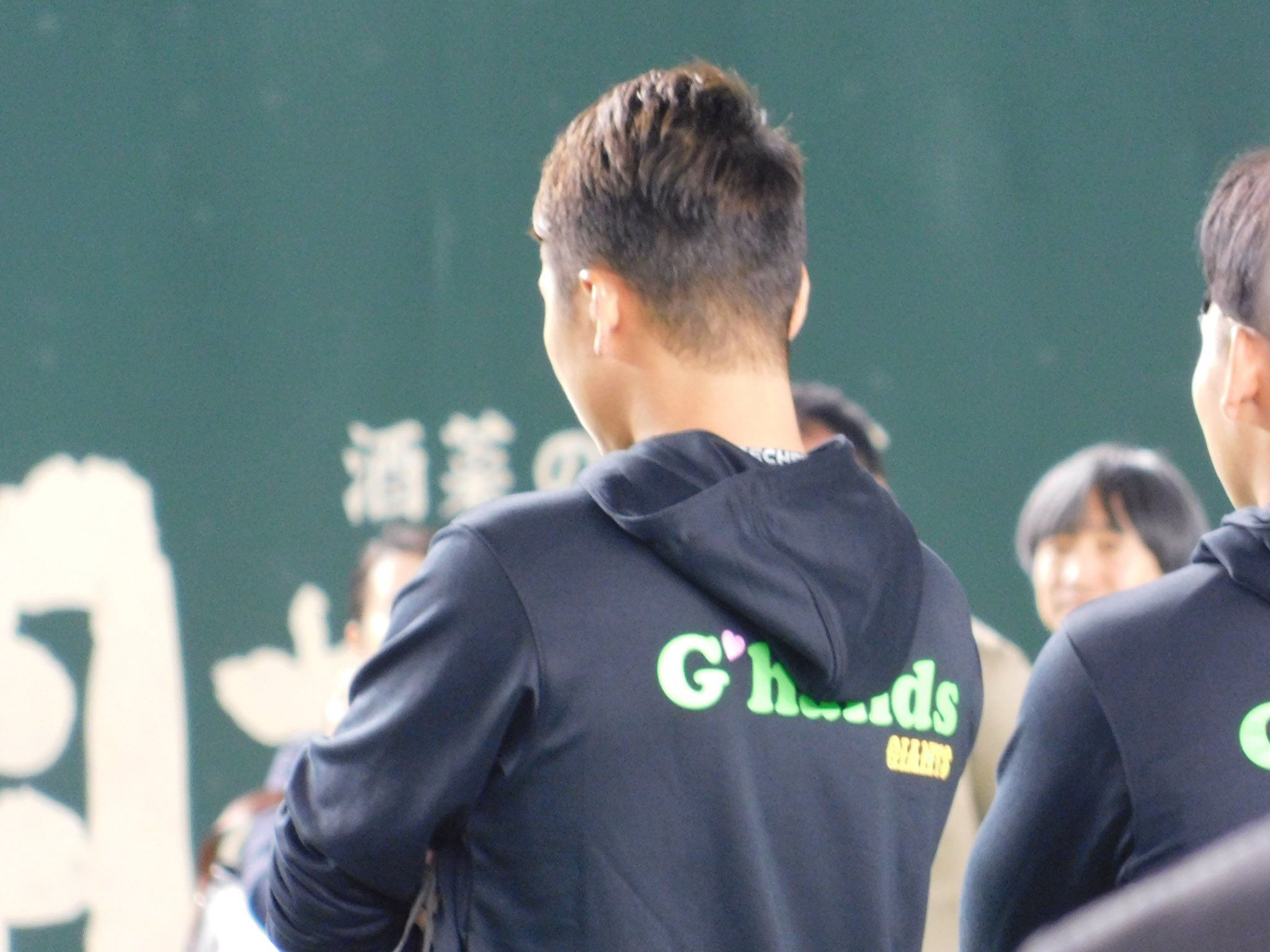Ma G Hands 坂本さんのnew髪型 後ろから右側から左側から 笑 19 03 03 東京ドーム 坂本勇人 T Co Tsadx2ysy8 Twitter