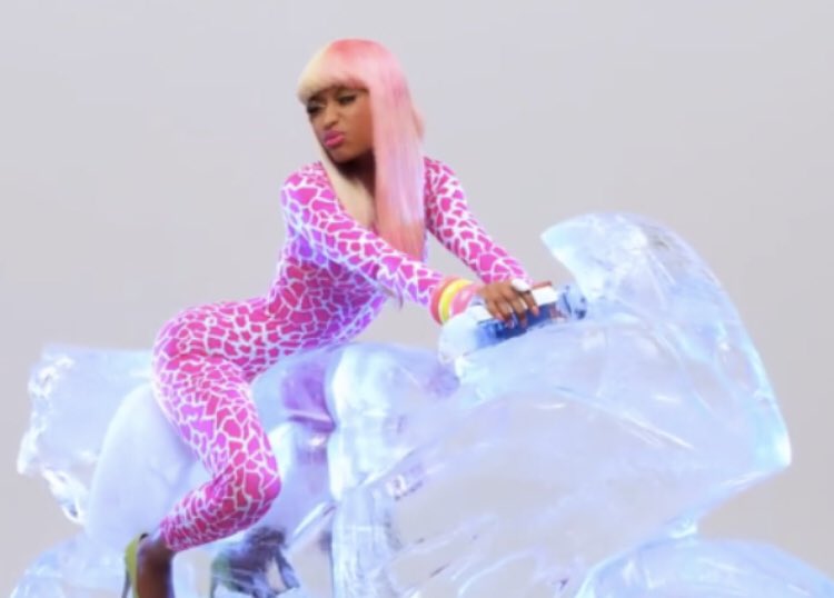 ALEXWRLDMINAJ's tweet photo. @hov_roman Snapchat https://t.co/UrxRPzn0Gs