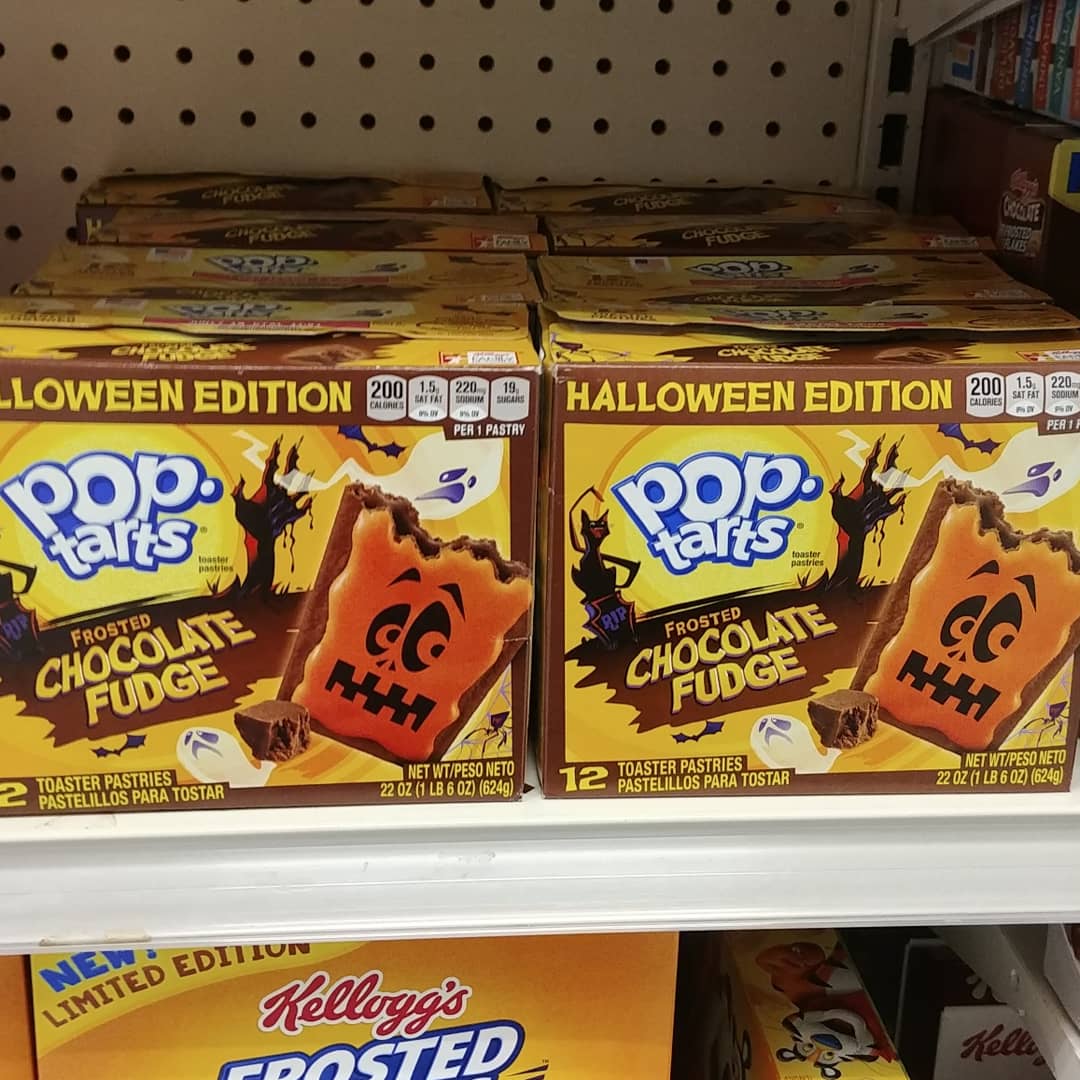 ClayAstroman's tweet photo. Cryptids spotted at Target. Let's pretend they're super early rather than late. ๐๐
#spooky #spookybasement #horror #halloween #horrorcomedy #horrorfiction #pump #pumped #forcoolidiots #halloweencountdown #halloweencandy #target #candy #scream19 https://t.co/CvLUw2cjq6