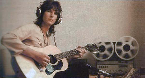                 !     !    ( > < )  Happy Birthday ! Chris Squire ! 