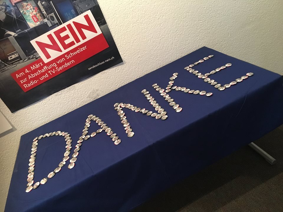 Courage_Civil_'s tweet photo. Heute vor einem Jahr versenkte das Stimmvolk die unsägliche No-Billag-Initiative mit 71.6%. Andere heikle Abstimmungen kommen auf uns zu, so im nächsten Jahr die Kündigungsinitiative der SVP. Dagegenhalten! Machen Sie mit - aktiv oder passiv: https://t.co/nns0hvTvEF https://t.co/6vQ3krqI8Q
