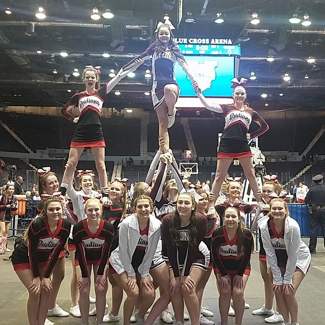 _LVCheer's tweet photo. 'Different uniforms but their all the Same...' 🎀🏀
#cheersisters#WFL#BCA https://t.co/pydWxtIRNq
