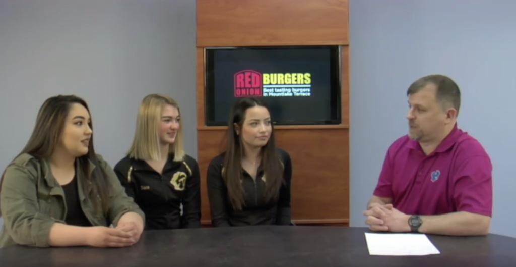 Lynnwood cheer, Warrior girls basketball in high school sports spotlight dlvr.it/R068Sj