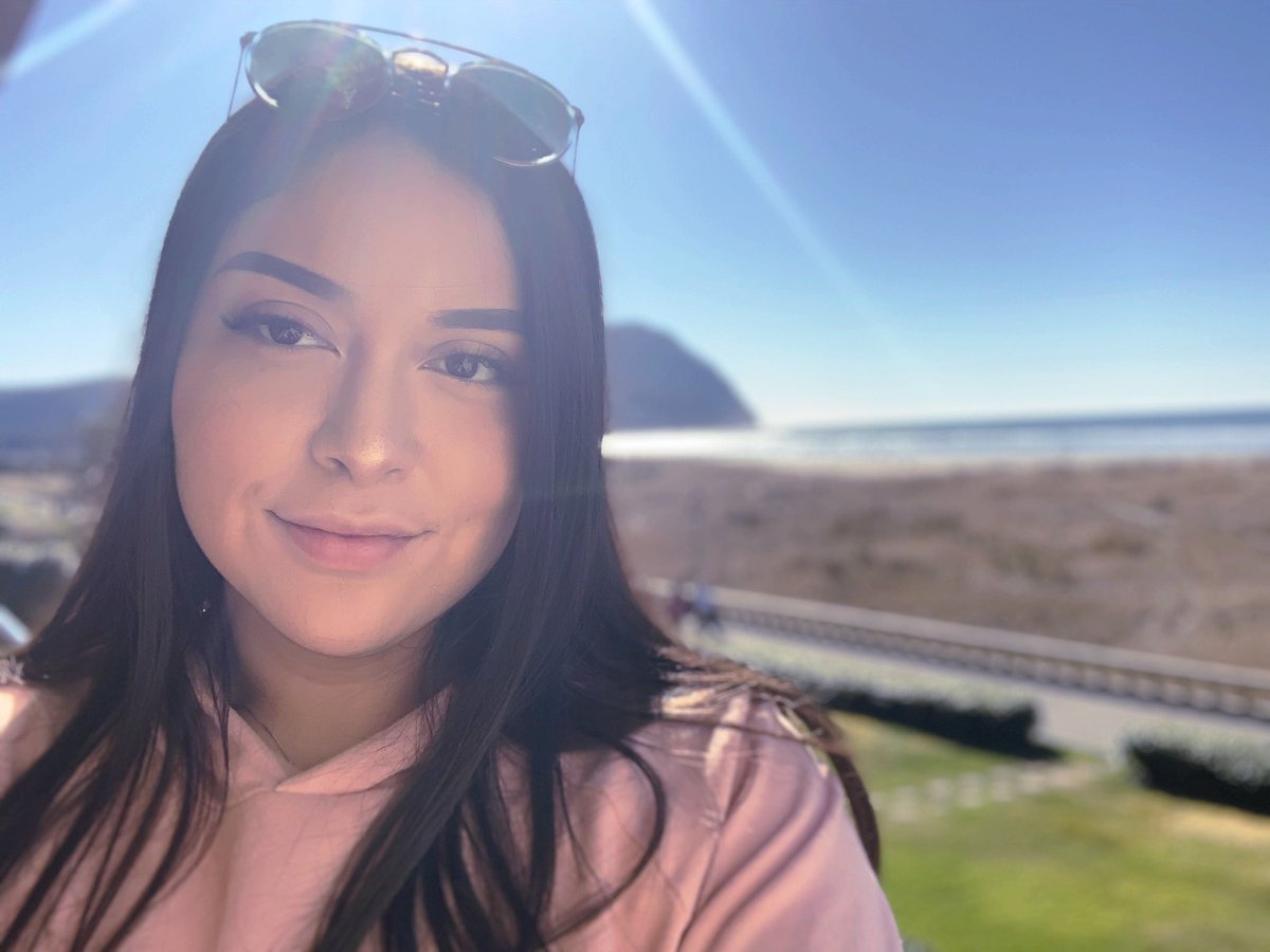 _nuved_'s tweet photo. estoy enamorado de tu vida. estoy enamorado de tu amor. gracias por las infinitas cantidades de amor que me das cada dia. te quero con todo mi corazon, siempre.🧡💛 https://t.co/LLuzdst1Wd
