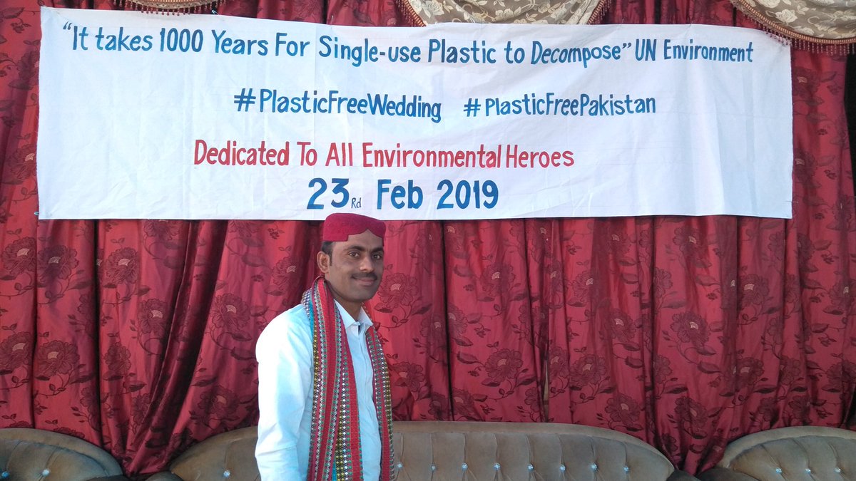 jumanshh's tweet photo. @MikeHudema So I dedicated my wedding ceremony to all environmental heroes and made it #PlasticFreeWedding to discourage the use of single-use plastic. https://t.co/jIa0ynSBVt