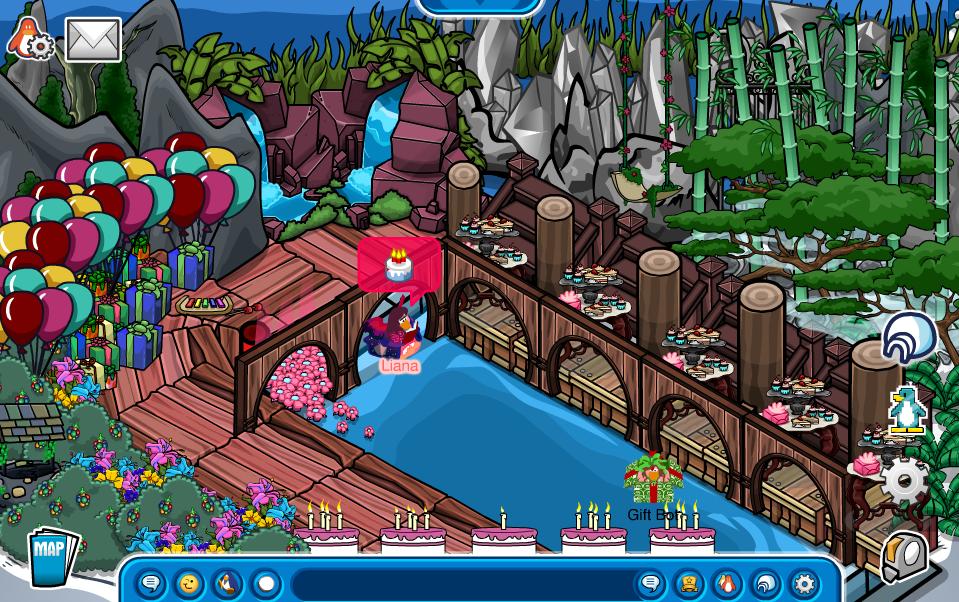 A surprise party for someone special <a href="/penguin_oasis/">Penguin Oasis</a> 🎉🎊