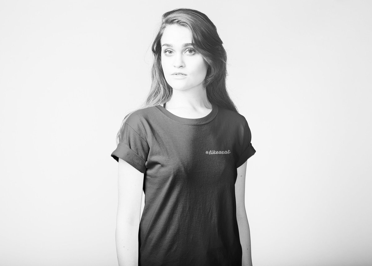 KingPurr's tweet photo. Simply sophisticated.
Like a cat.

#likeacat #cat #sophisticated #aesthetic #blackandwhitephotography #fashionphotography #catwear #embroidereddesign #catmom #catlover #crazycatlady #meow #purr #fashiondaily #fashionqueen #classycasual #womenwithstyle #kingpurr https://t.co/nyArLv0liN