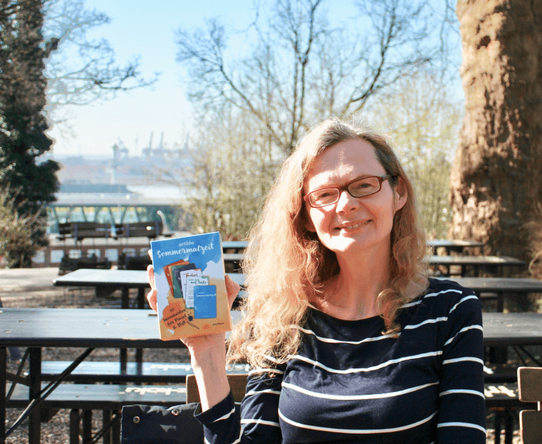 eva_peters's tweet photo. Verpackungslizensierung ist nun also durch für Deutschland. Und das Sommermalzeit Kartenset darf ich wieder anbieten! #kartenset
https://t.co/EM0TR6RSHY https://t.co/ibHak2LLx7
