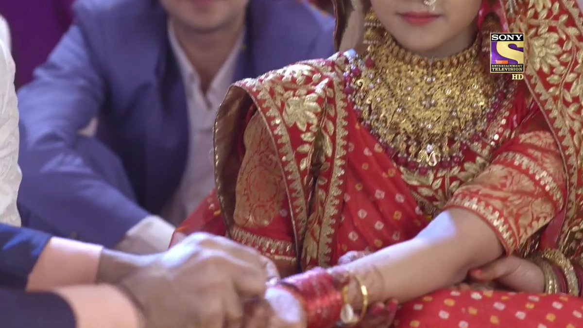 KANYADAN!If Rakesh Agarwal is Naina's father's name, Anand Agarwal is her father's face!N is one lucky girl to hve got double blessings,to be handed over to S by both her fathers & what more Sameer could earn than the trust of her both dads. #YehUnDinonKiBaatHai