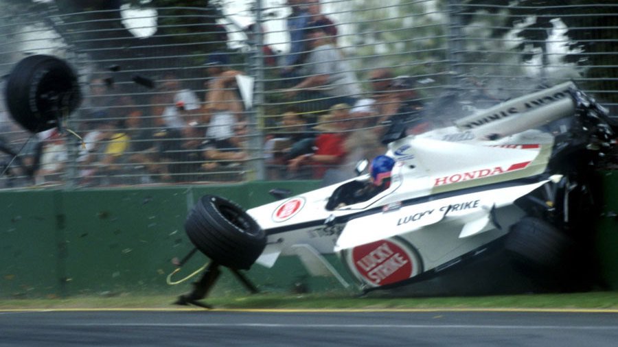 Matt Bishop 🏳️‍🌈 no Twitter: "Remembering marshal Beveridge, killed in freak accident at Albert Park #OnThisDay in 2001 when he was struck by a wheel from Jacques Villeneuve's crashing BAR