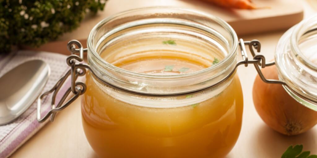 Bone Broth Benefits – Top 7 Reasons to Start Sipping Today
#bonebroth #bonebrothbenefits #superfoods naturalwire.com/bone-broth-ben…