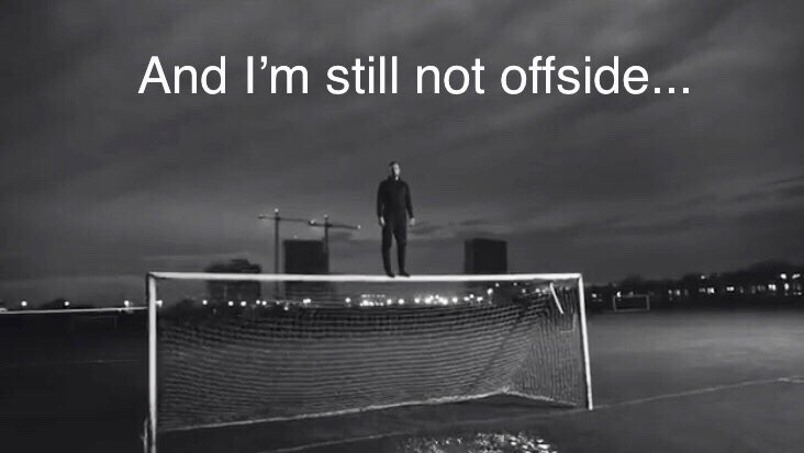OhHelloJoJo's tweet image. 😂 😂 😂 #AFC #IAmNotAfraid #NeverOffside