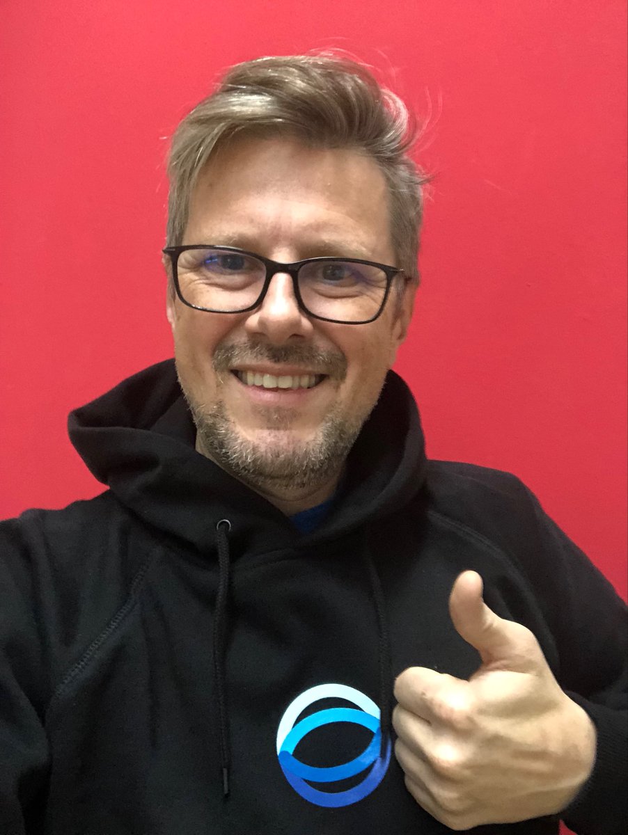 wukonigcom's tweet photo. Thank you so much @GetOpteo for sending your comfortable hoodie over to me! It fits like charm & now I can even relax more, because Opteo takes a lot of my boring Google Adwords routine work away and I have more sparetime :-) #opteo #ppc #googleads #ppctool #googleadstool https://t.co/vVbcvLQybS