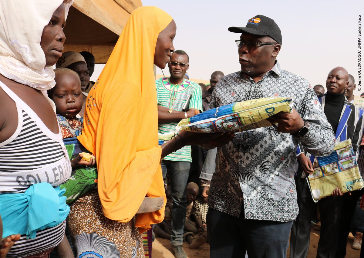 UNFPABF's tweet photo. #BARSALOGHO et #FOUBE ce 28 février. @UNFPABF avec @cheikh sous le #lead du ministre de la santé #SANTE_BF sont auprès des #populations #déplacées suites aux violences de #Yirgou &amp; #Gasséliki, afin de s’imprégner des réalités sur le terrain. @siaka_traore @UNFPA_WCARO https://t.co/DdjfiLweLg
