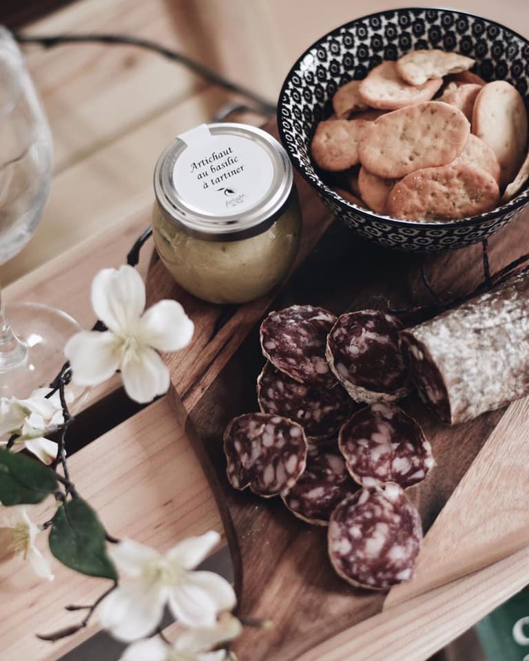 laboitapero's tweet image. merci @lisawhrt pour ces jolies photos de la #box #apero de mars ;) #laboitapero laboitapero.com