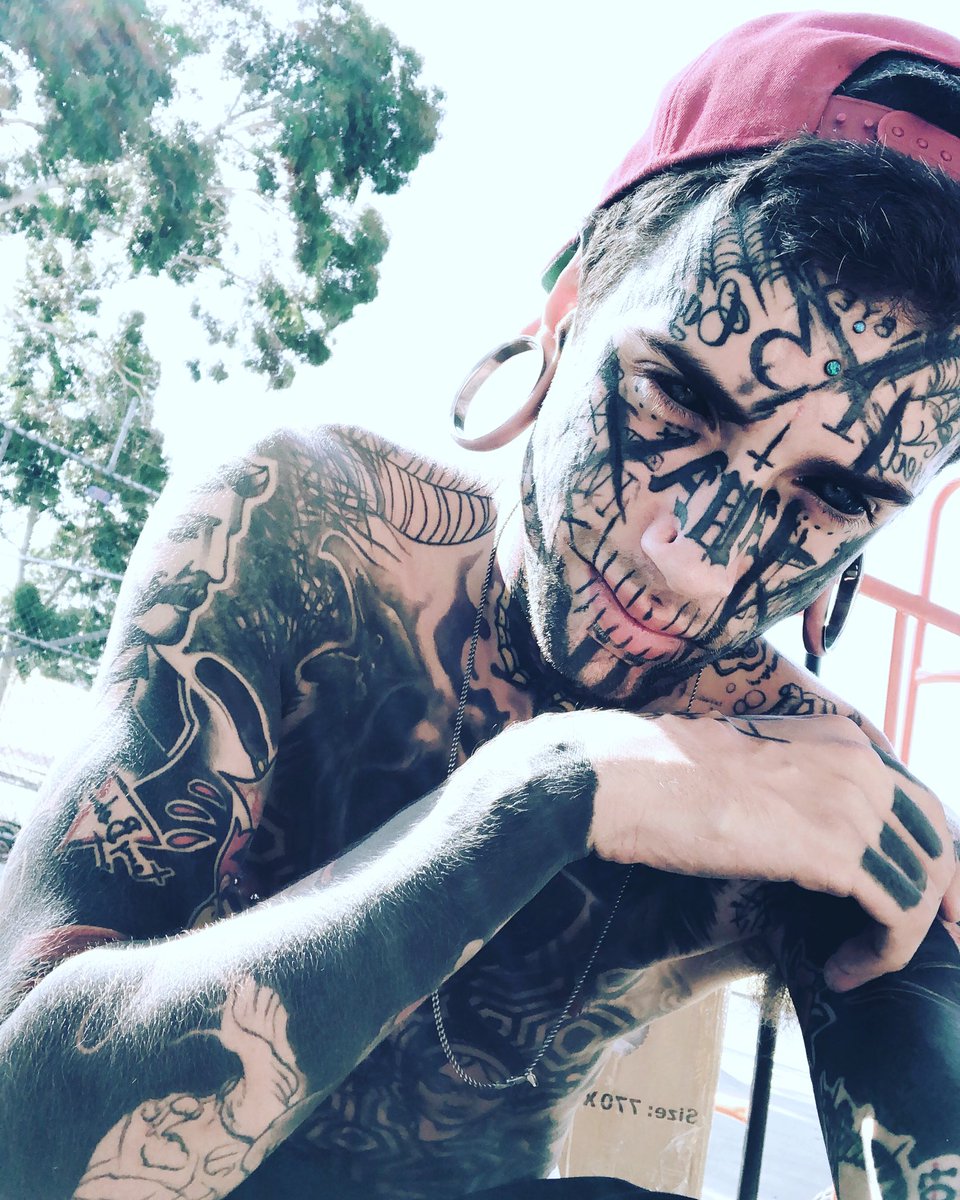 Ethan Modboy Bramble on X: "I'm in need of more face tattoo #tattoos #artist #bodyart https://t.co/UEhniClarT" / X