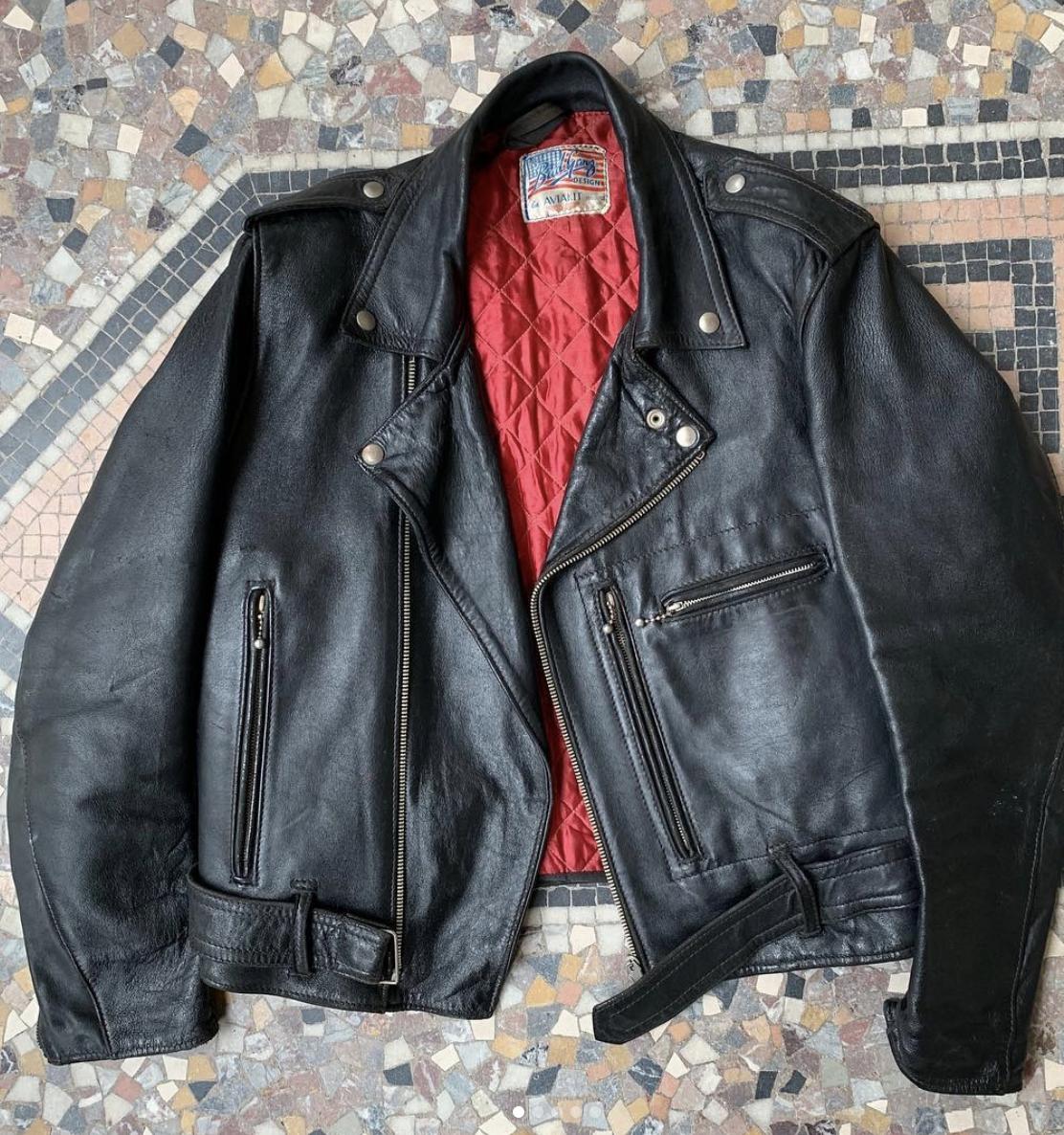 LewisLeathers's tweet photo. More details of the #lewisleathers eathers Bud Ganz Bronx.
#BudGanz #Bronxjacket https://t.co/nHKJxDD2Zs