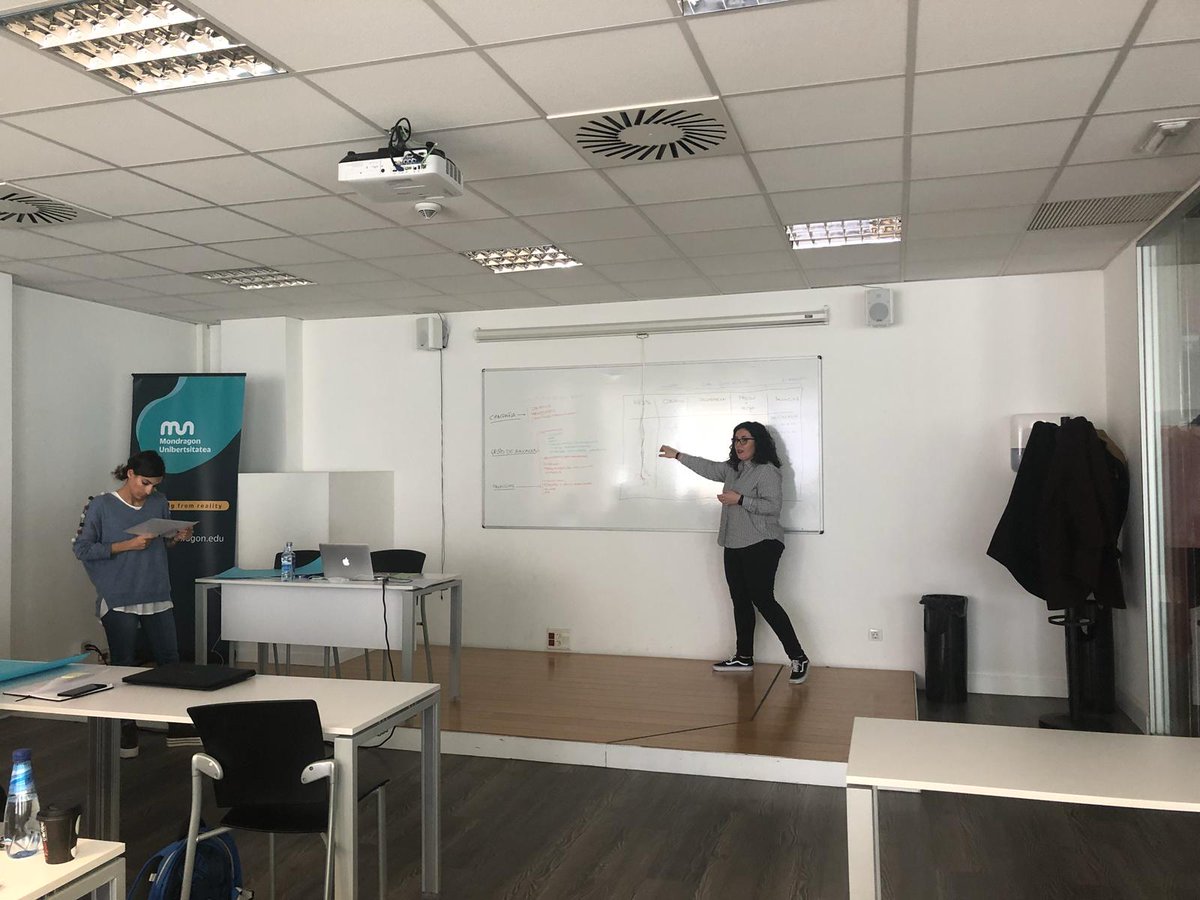lin3s's tweet photo. Y con la jornada sobre Facebook Ads impartida por Paula Soto, Facebook Ads Avanzado impartida por Azahara Arjona y la práctica final, el sábado dimos por finalizada la formación en Social Ads en @MUnibertsitatea. Eskerrik asko por contar con nosotros! #SocialAds https://t.co/Zlrn1p3Y4Q