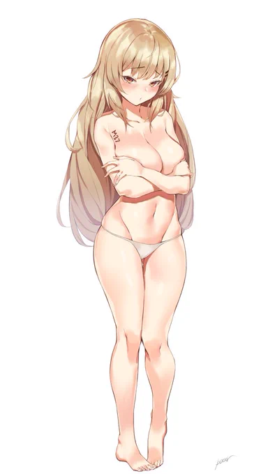 M37体型考察(前)。はしたな過ぎる乳に反して腹周りは締まっている。 