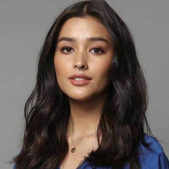 AngelynAbo's tweet photo. Gano kaganda si Liza? Sobrano
#AloneTogetherWeek3Strong
#KCA #VoteLizaSoberano https://t.co/WWKtksZs7E