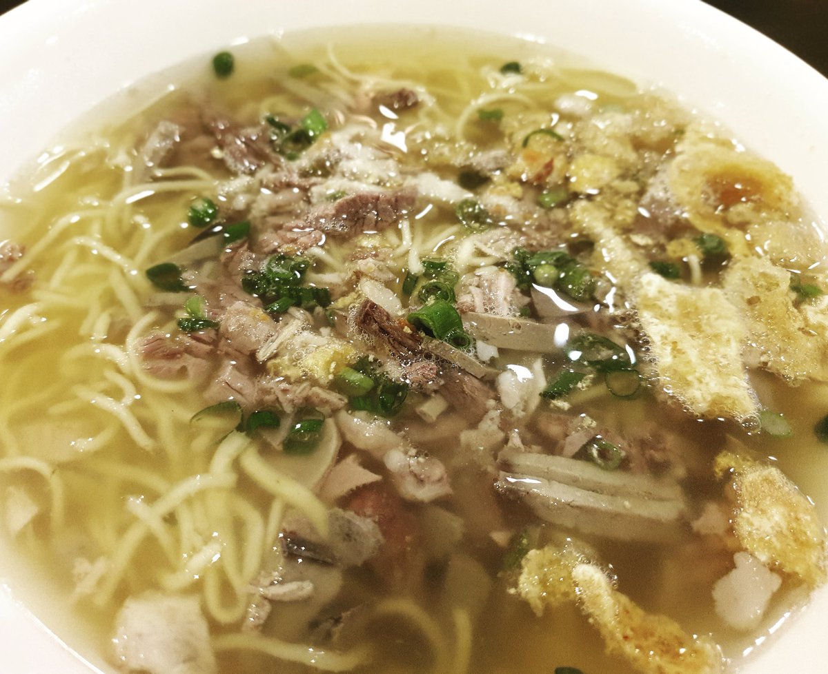ivanmonte's tweet image. When in Iloilo...

#iloilo #batchoy #decos