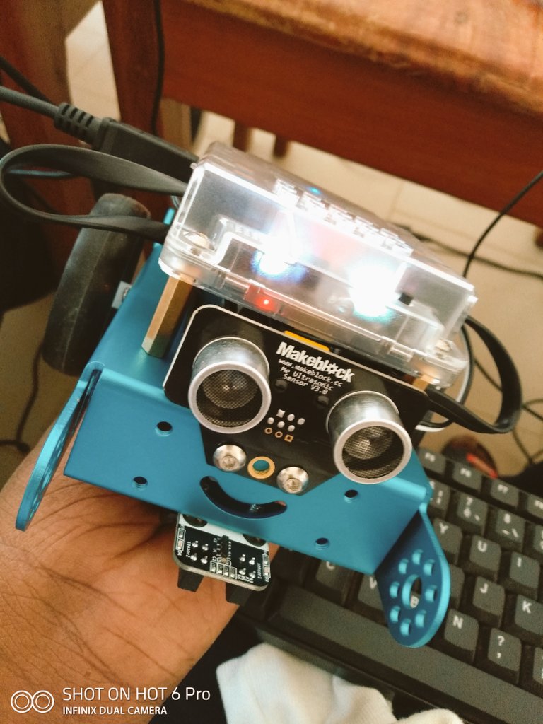 KamelIshola's tweet image. Du 25 février au 02 mars un événement inoubliable s&apos;est produit au @Bénin précisément à @Parakou l&apos;initiation des tech  dans le domaine éducatif avec des enfants venu de nombreux collèges de la place. Les enfants m&apos;ont tous émerveillés.
#ImpalaEdTech 
#ImpalaBridge
#KeoubougouPi