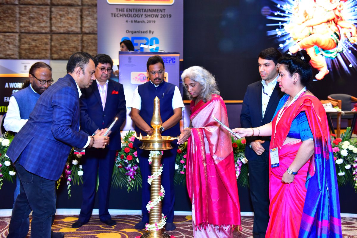Sepc_India's tweet photo. The grand Inaugural of #enttech2018 accompanied by
Mr. Maneck Davar, VC @Sepc_India along with
Mr. Darpan Jain, IAS, Jt. Secy. @DoC_GoI @CimGOI,
Ms. Sangeeta Godbole, IRS & DG @Sepc_India,
Mr. Ketan Mehta, Filmaker & Chairman @MayaMovies
Mr. Rajeev Chilaka at Green Gold Animation https://t.co/SqbuRbwJva