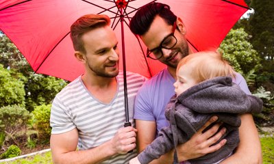 AdoptWSCC's tweet image. We're proud to support #LGBT+ #Adoption and #Fostering week again this year in #WestSussex. Being #LGBT isn't a barrier to adoption. Start your journey with us.   👨‍👨‍👧‍👦👩‍👩‍👦👩‍👧‍👧🌈 @lgbtadoptfoster #proudtoadopt 
westsussex.gov.uk/education-chil…