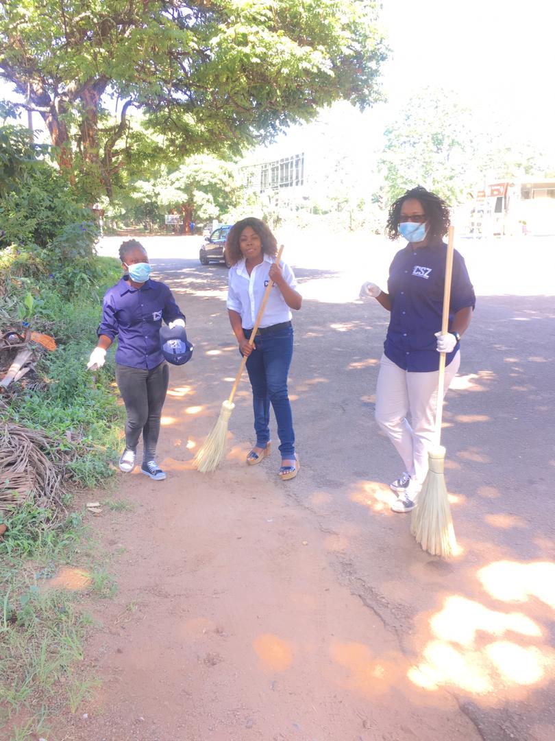 Computer Society of Zimbabwe team participated in the Clean up Campaign on the 1st of March 2019.
#keepZimbabweclean
#chengetaZimbabweyakachena
#gcinaiZimbabweihlanzekile