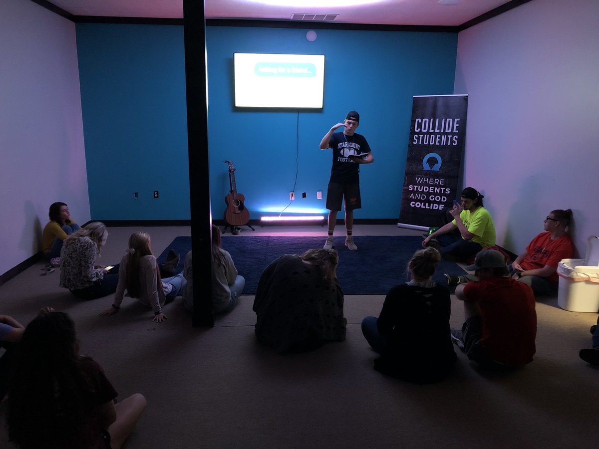 collidestudent_'s tweet image. We were able to get in “nerd mode” and talk about science... Which lead to a great discussion last night! Hope to see you this Sunday! #highfivecc