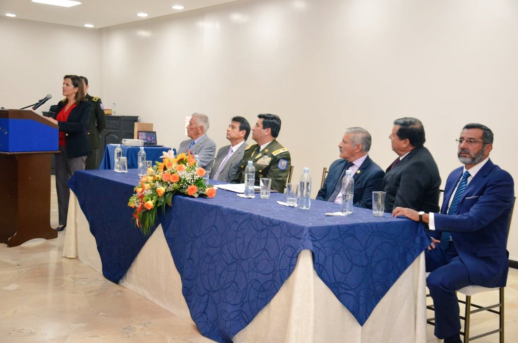 Ministerio de Gobierno Ecuador tweet media