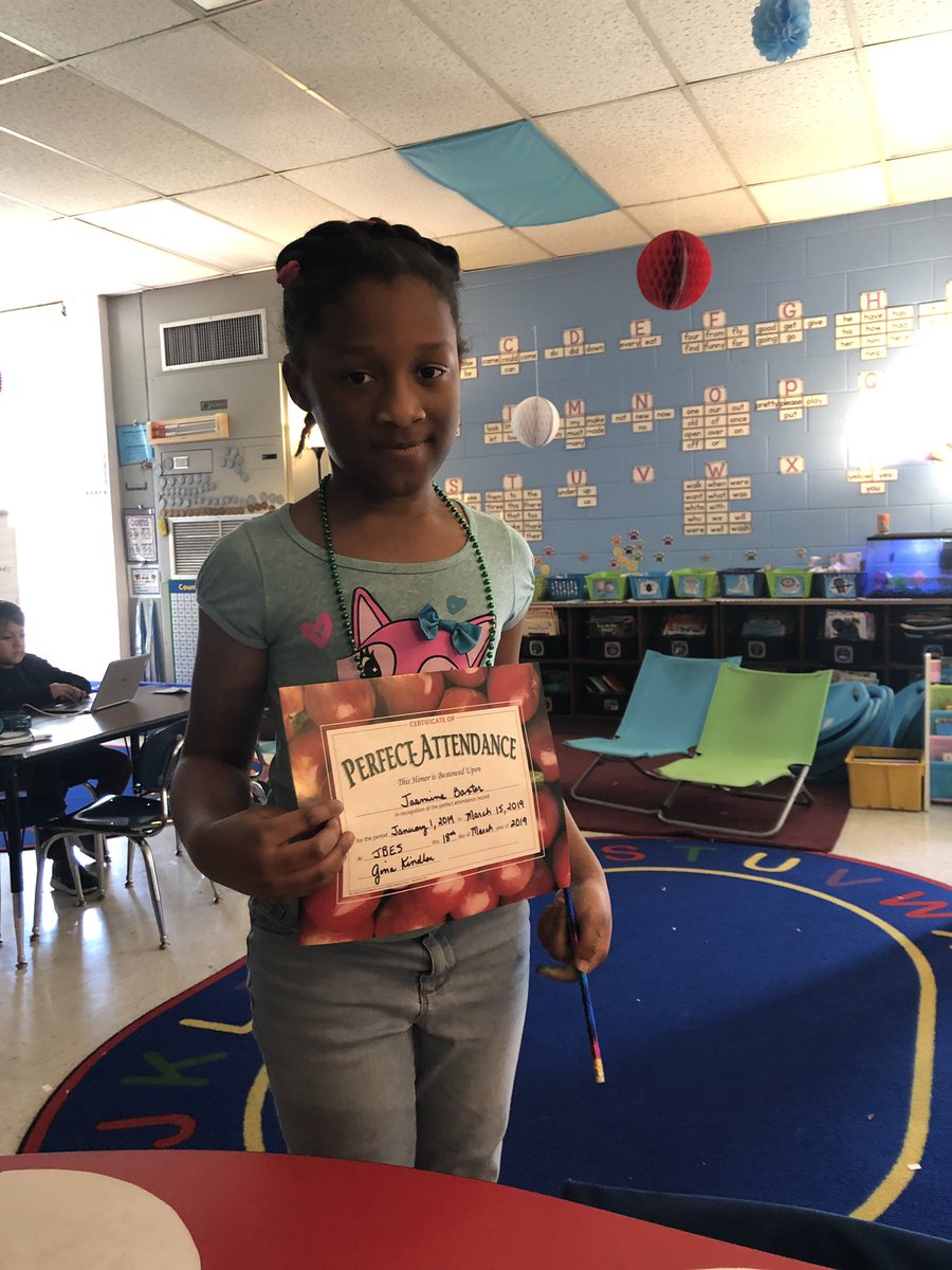 jhernandezbears's tweet image. Perfect Attendance for the 3rd 9 Weeks!! #BEARific