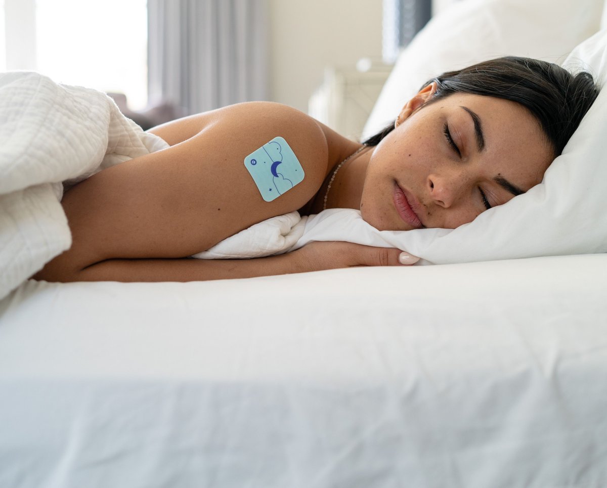 klovasleep's tweet image. Why spend $5 a day on coffee to help wake you up when you can spend less than $1 a day to sleep better? Wake up refreshed. Use code "sleep25" for 25% off nature-inspired #ZPatches today. #klova #GetSomeSleep #SeeYouInBed #sleepaid #naturalsleepaid #insomnia #insomniac