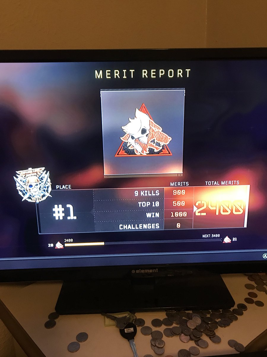 Dbug63Bell's tweet photo. If only I could do this in tourneys... #sweaty https://t.co/XXu6hQsNkL