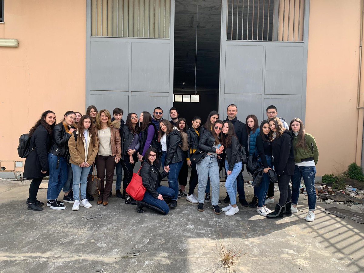 ltm_team's tweet photo. Visita di monitoraggio📊
#teamltm #asoc1819 #villaliterno https://t.co/9O0ewB1F15