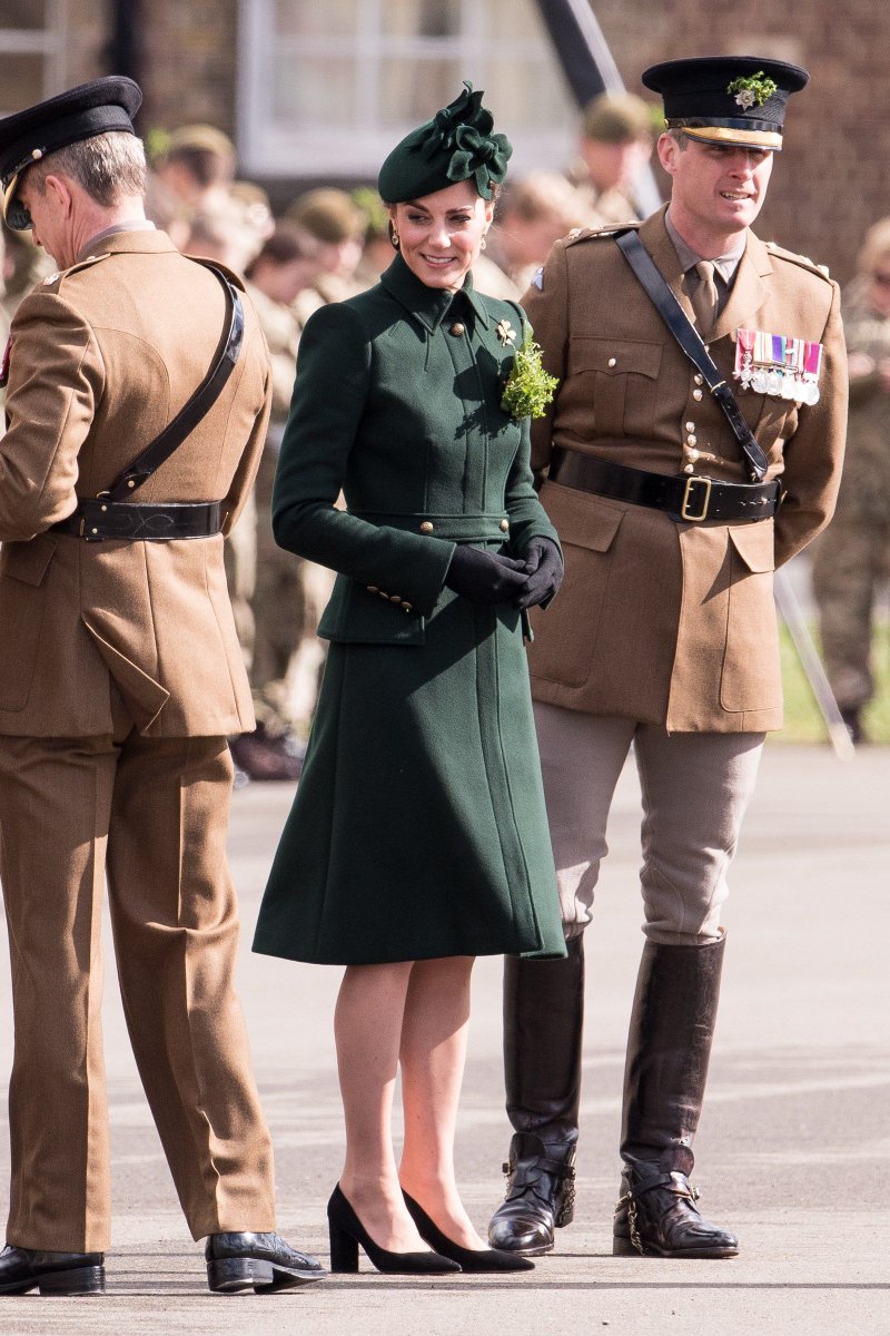 nsimplicity_bb's tweet photo. Kate Middleton in #Alexander #McQueen
https://t.co/yCSROkO9F4 https://t.co/kFRDmhTkBA