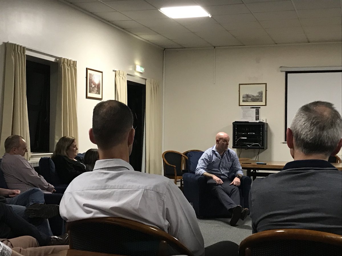 ACS_RAF's tweet photo. @SEAC_Defence @RAFHalton @sarahcotman fantastic evening of debate and discussion with SEAC and HMLC. https://t.co/L3IU3rLyIn