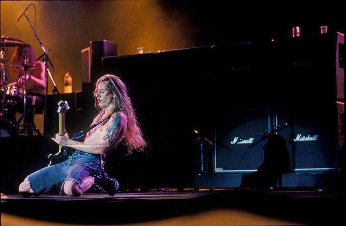 Happy birthday to *the* man, jerry cantrell   