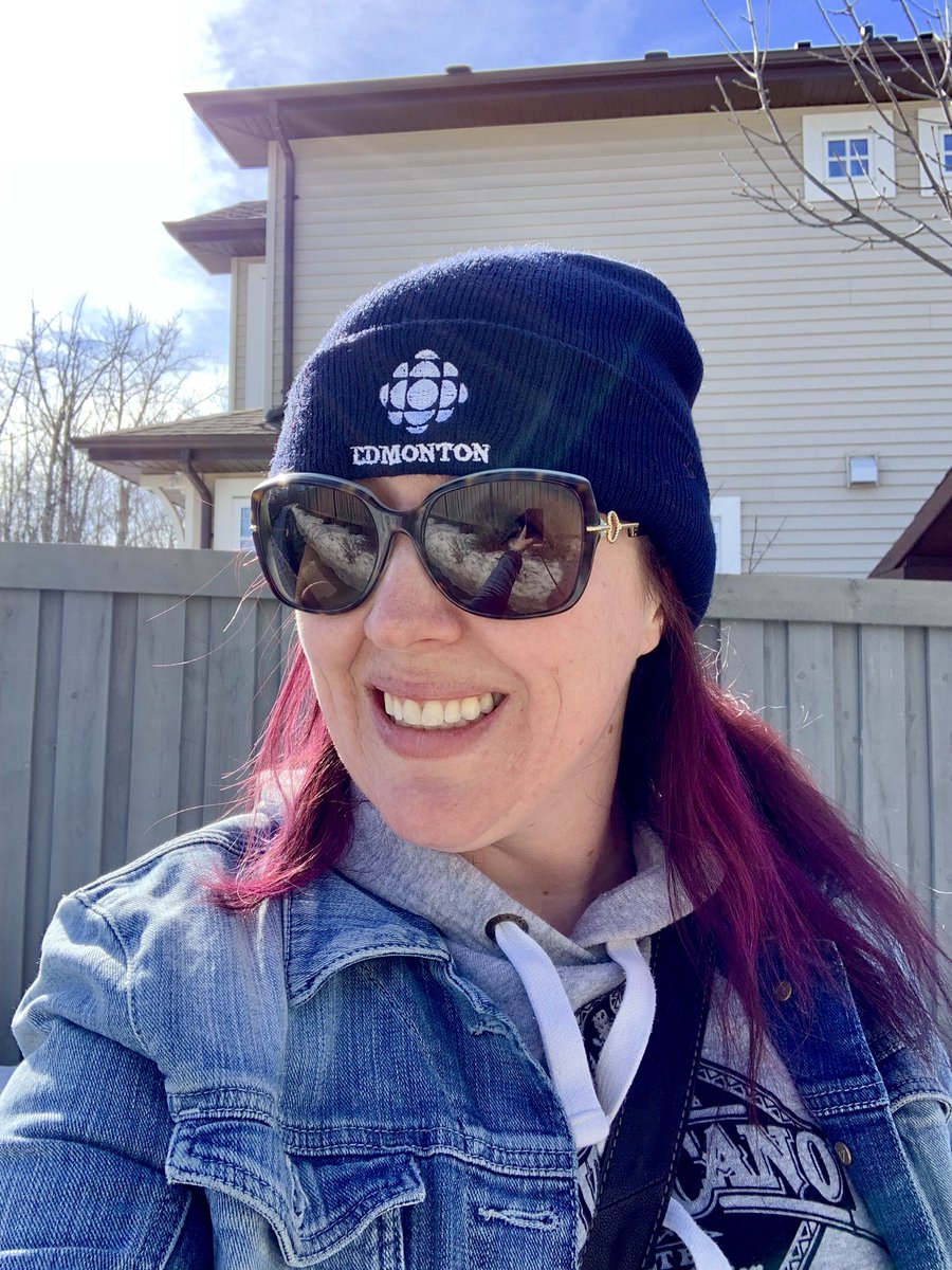 randallion780's tweet photo. @CBCRadioActive @RodKurtzCBC You nailed it. Walking my dog in rubber boots to go buy a slurpee!!! #springinyeg #somanymorethingstodo https://t.co/TaO5oWFYUy