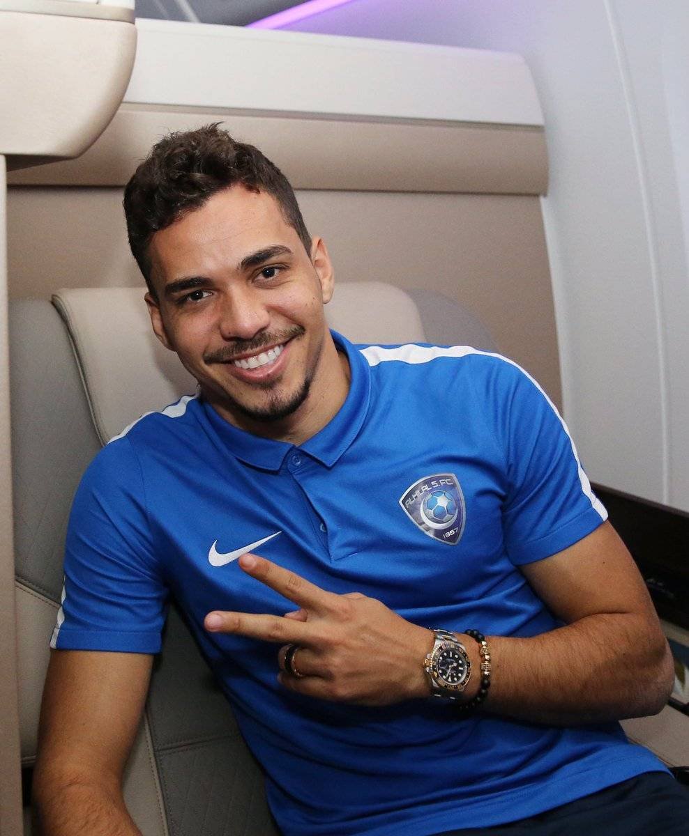 إدواردو ي بشر جماهير الهلال بشأن تجديد عقده كورة