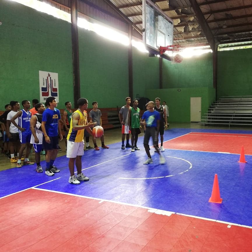 libasado's tweet photo. Inicio  "Proyecto Desarrollo de Baloncesto" Regional Santo Domingo Oeste. Jugadores de 15 a 23 años de edad, con talento en la disciplina. 

@BanreservasRD @miderec_rd
@MartinezPozo @FedombalRD
@RafelinUribe @dddiaz
@rd_urban @DiddyBasket @mrdiazrd @adiccionbasket
@RicardoRod6 https://t.co/iu7suZw4V7