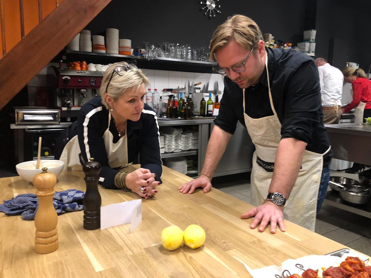 Commercieele Club050 tweet media