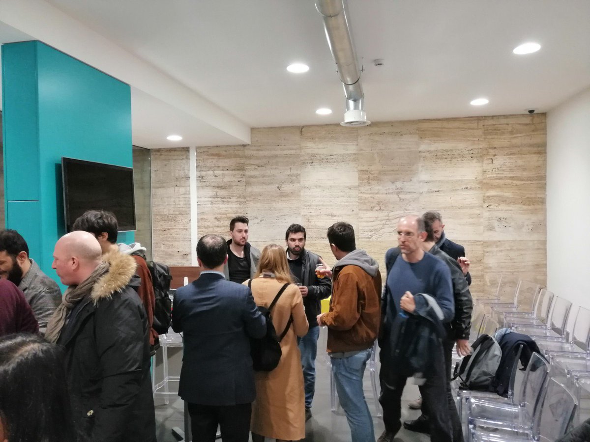 CodemotionIT's tweet image. Un caloroso benvenuto 🎉alla nuova #community di #StopCoding che oggi ha tenuto il suo primo🥇 #meetup #AperiTech con noi in collaborazione con @LVentureGroup e @EnLabs.
Questa sera si è parlato di User Story Mapping, una tecnica introdotta da Jeff Patton nel 2008.