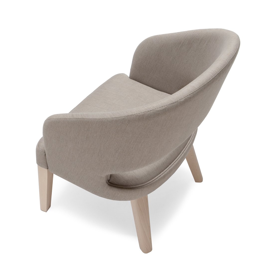 motivofurniture's tweet image. The fabulous curves of the Raymond collection products are beautiful from any angle. motivofurniture.com #hospitalityseating
#restaurantseating
#hotelseating