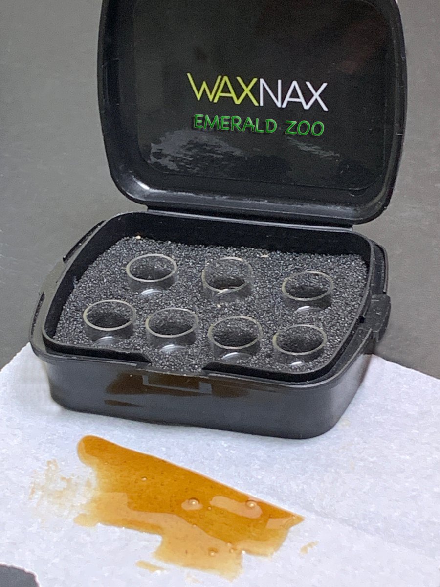 EmeraldZoo's tweet photo. Wishing @WaxNax all the success with the launch of https://t.co/n1aBB7AF1d where you can find all the goodies. https://t.co/tYaaXeXz7W