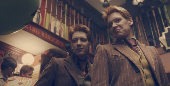 AP_Official01's tweet photo. Os gêmeos mais queridos do mundo bruxo 😍❤
#HarryPotter #weasley https://t.co/MUrpXKuwHu