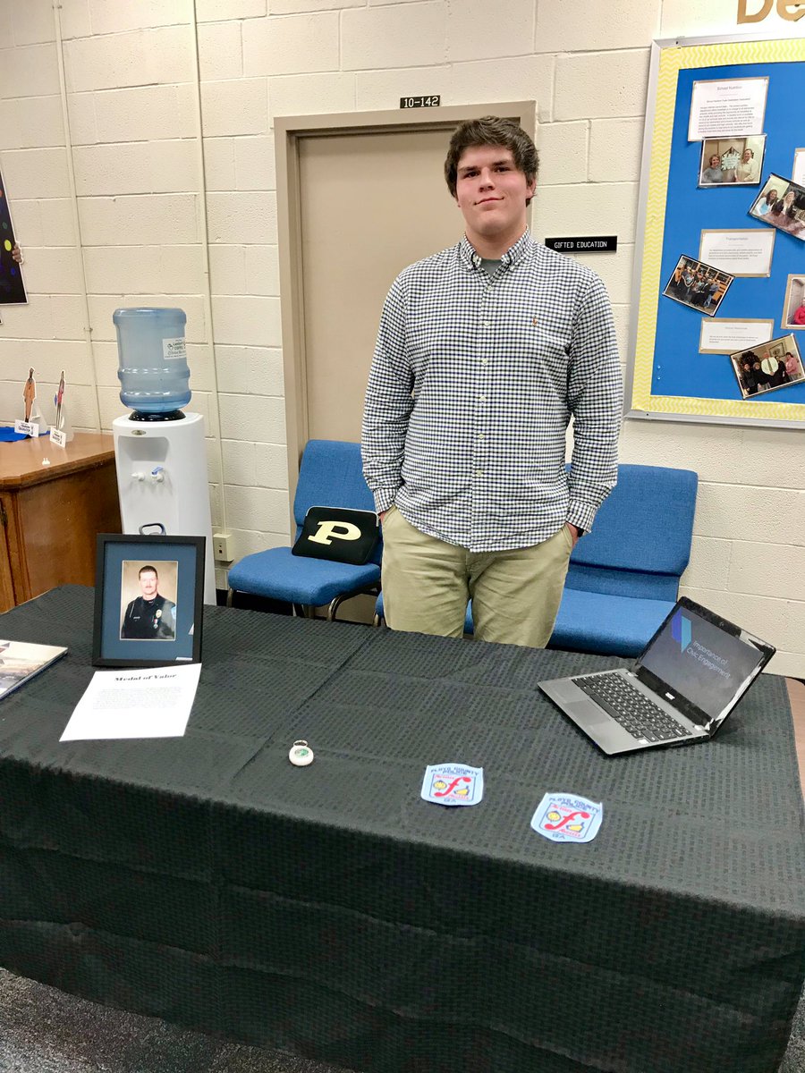 JameyAlcorn's tweet photo. Super proud of these @Pepperell_Pulse Seniors for completing their Civic Engagement Diploma Seal and presenting their culminating projects at the Board of Education this evening! @FloydCoSchools https://t.co/fFUqCyTW1H