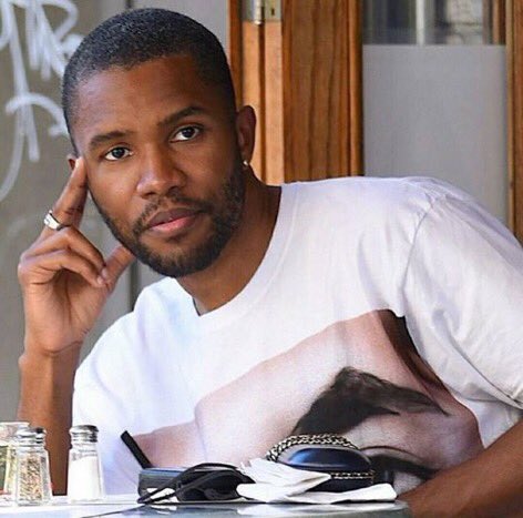 smallmanenergy's tweet photo. without responsible and capable design practices we get a risky product that will probably leave users disappointed like my best bud frank ocean here.. we don’t want frank to be upset when he looks at OUR app or other design #hcde210 https://t.co/306UmV4RVB