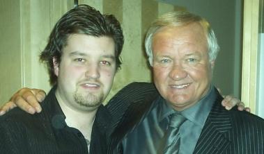 Happy 80th birthday to big Ron Atkinson! Great man, can\t believe this is ten years ago!    