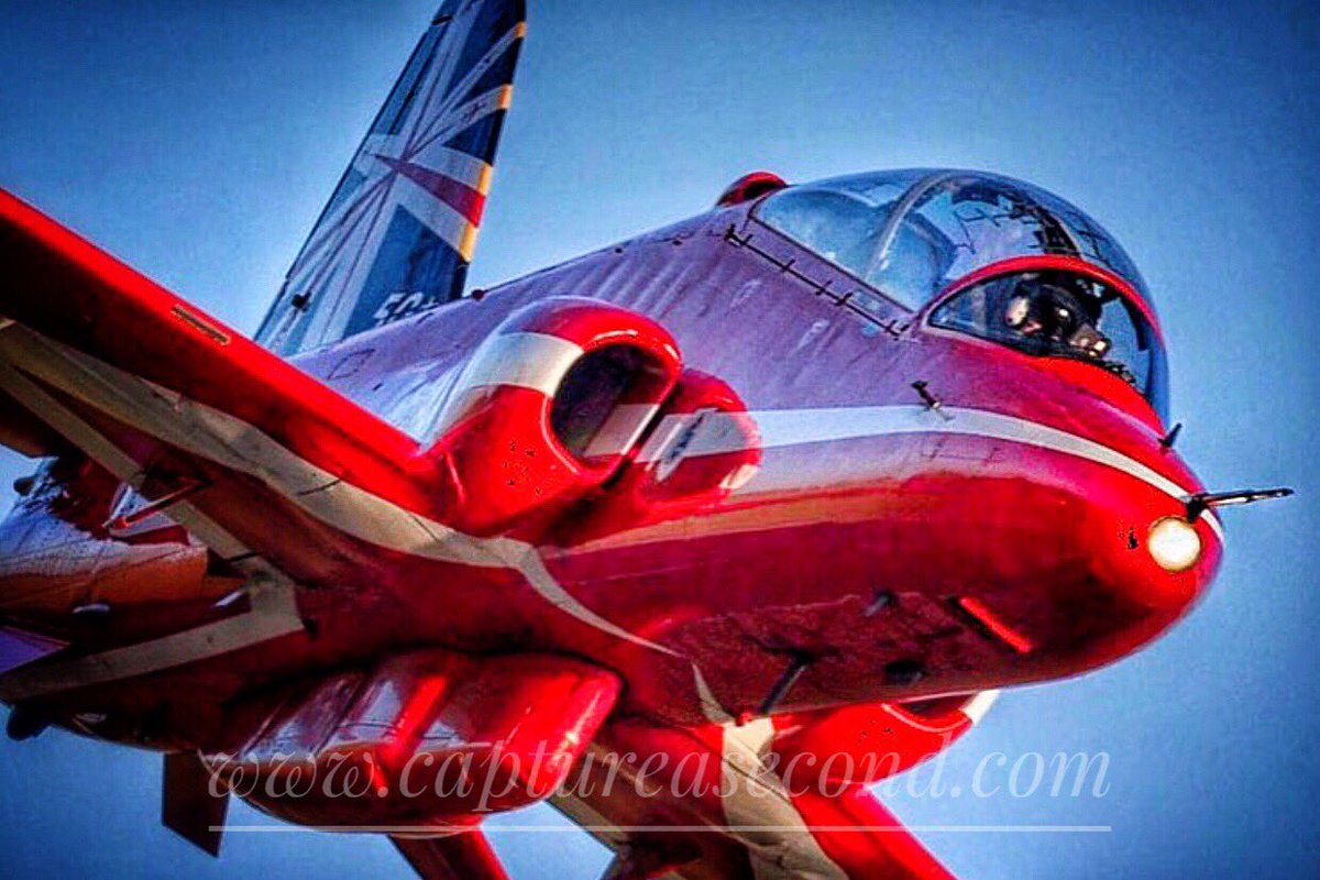 Up close and personal over RAF Scampton. #raf #redarrows #hawk #white #blue #red #smokeon #aviation #avgeek #captureasecond <a href="/rafredarrows/">Red Arrows</a> <a href="/thelincolnite/">The Lincolnite</a> <a href="/LincsPrideMag/">Lincolnshire Pride</a> <a href="/LincsSkies/">Lincolnshire Skies</a> <a href="/LCELincoln/">LCE Lincoln High St</a> <a href="/looknorthBBC/">BBC East Yorkshire</a> <a href="/lincolnthing/">It's a Lincoln thing</a>